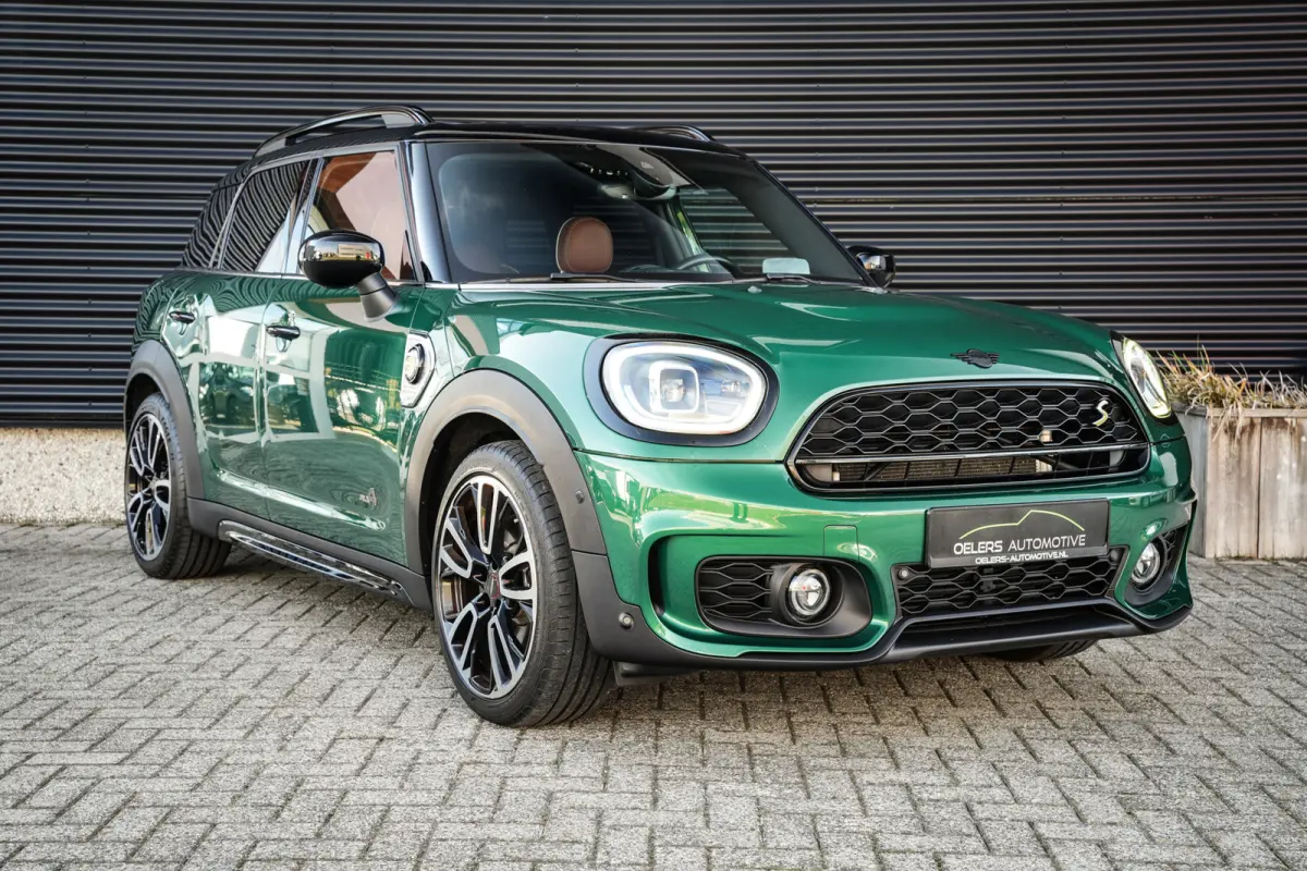 1.5 Cooper ALL4 John Cooper Works | ACC | CarPlay | Panorama | Head-up | Leder | Org. NL | 1e eigenaar |