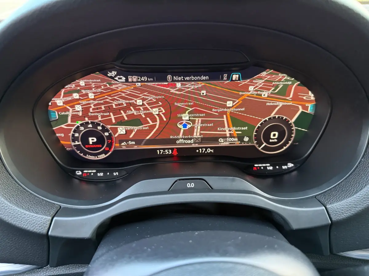 40 e-tron Sport 204PK S18/LED/CAM/NAV/LEER