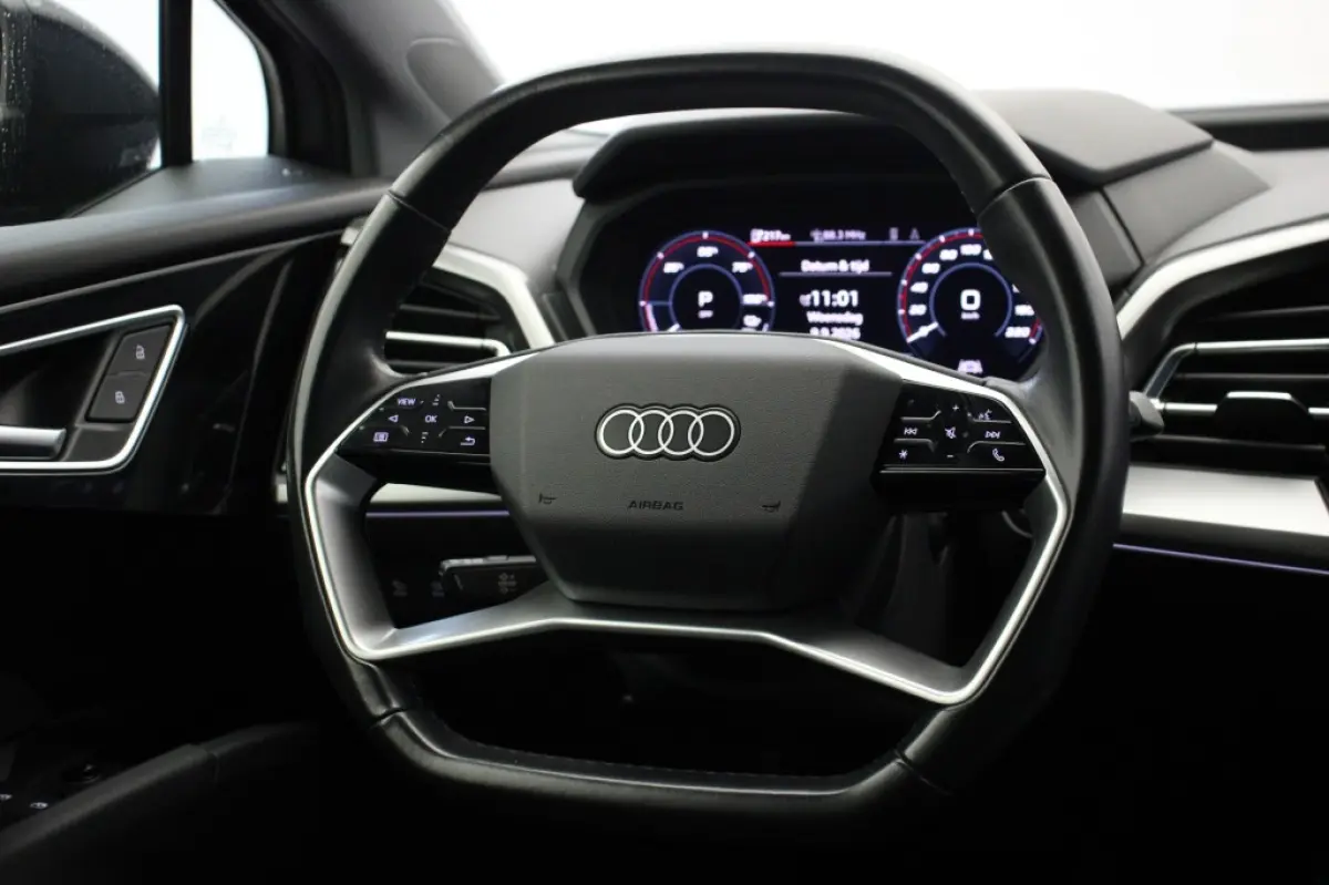 35 Launch edition Advanced 55 kWh - Digitaal Cockpit, Carplay, Stoelverw. SOH 88,74