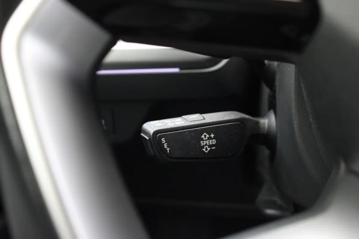 35 Launch edition Advanced 55 kWh - Digitaal Cockpit, Carplay, Stoelverw. SOH 88,74
