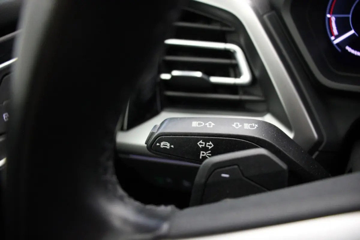 35 Launch edition Advanced 55 kWh - Digitaal Cockpit, Carplay, Stoelverw. SOH 88,74