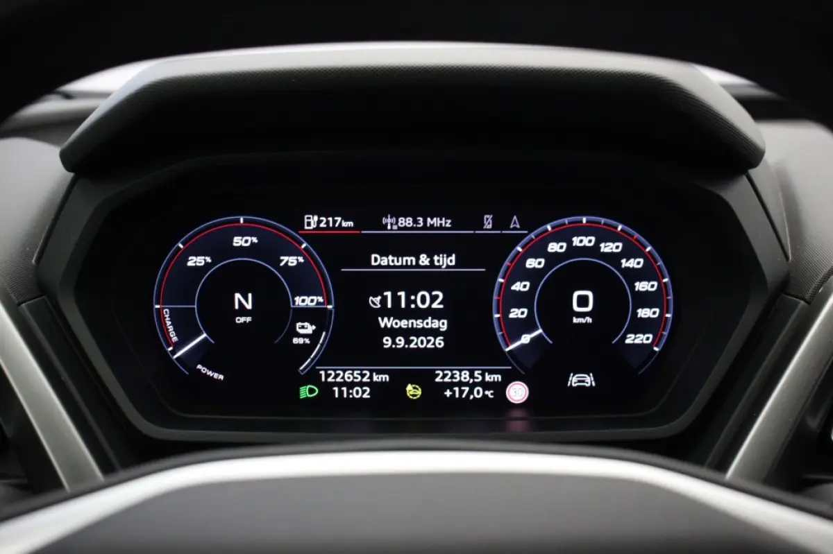 35 Launch edition Advanced 55 kWh - Digitaal Cockpit, Carplay, Stoelverw. SOH 88,74