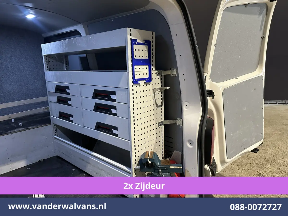 2.0 TDI 150pk L1H1 Inrichting Euro6 Airco | 2x Zijdeur | 2500kg Trekhaak | Parkeersensoren