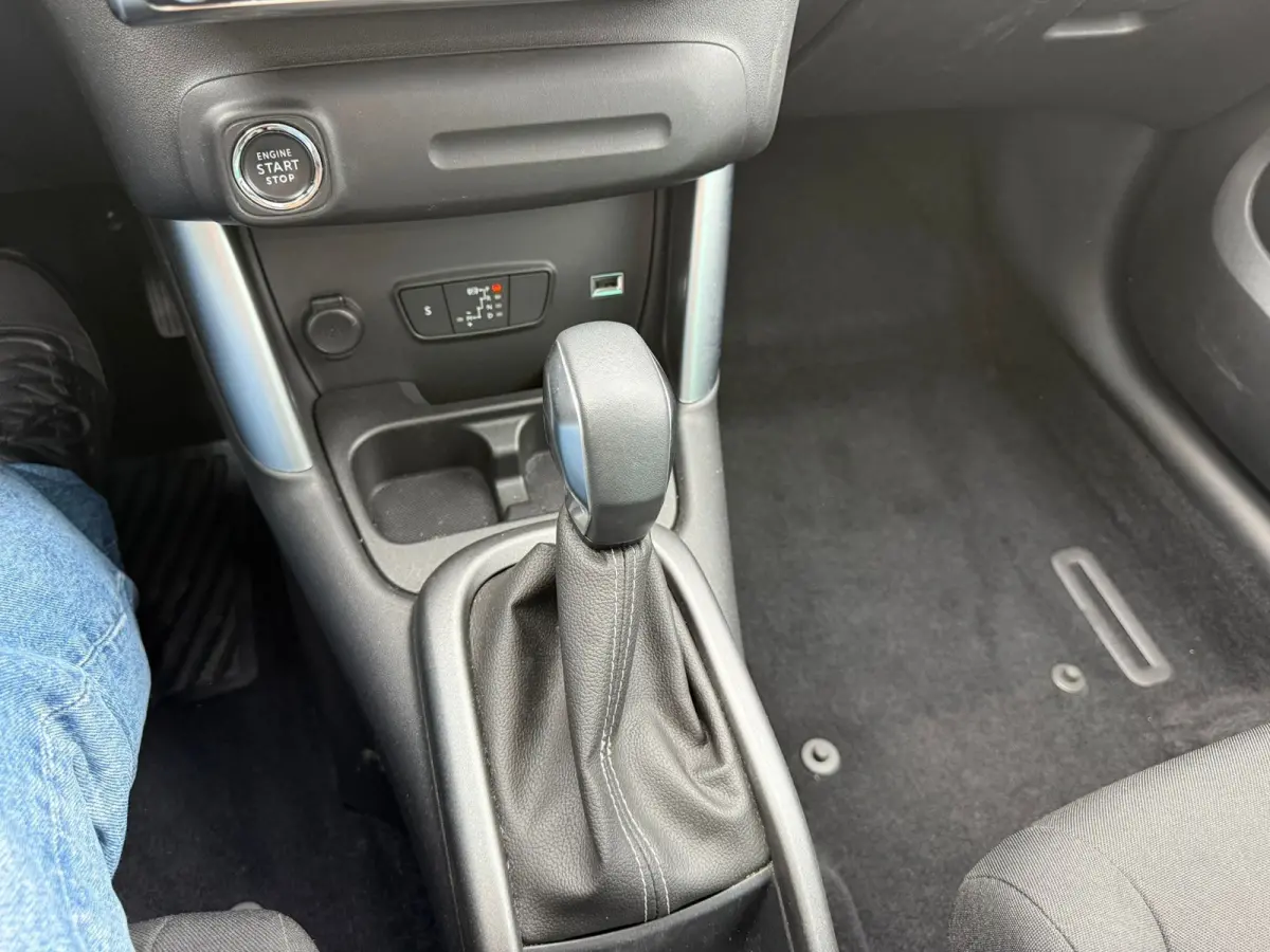1.2 PureTech S&S Feel, Automaat, Panodak, Navi, Dealer auto, Stoel verwarming