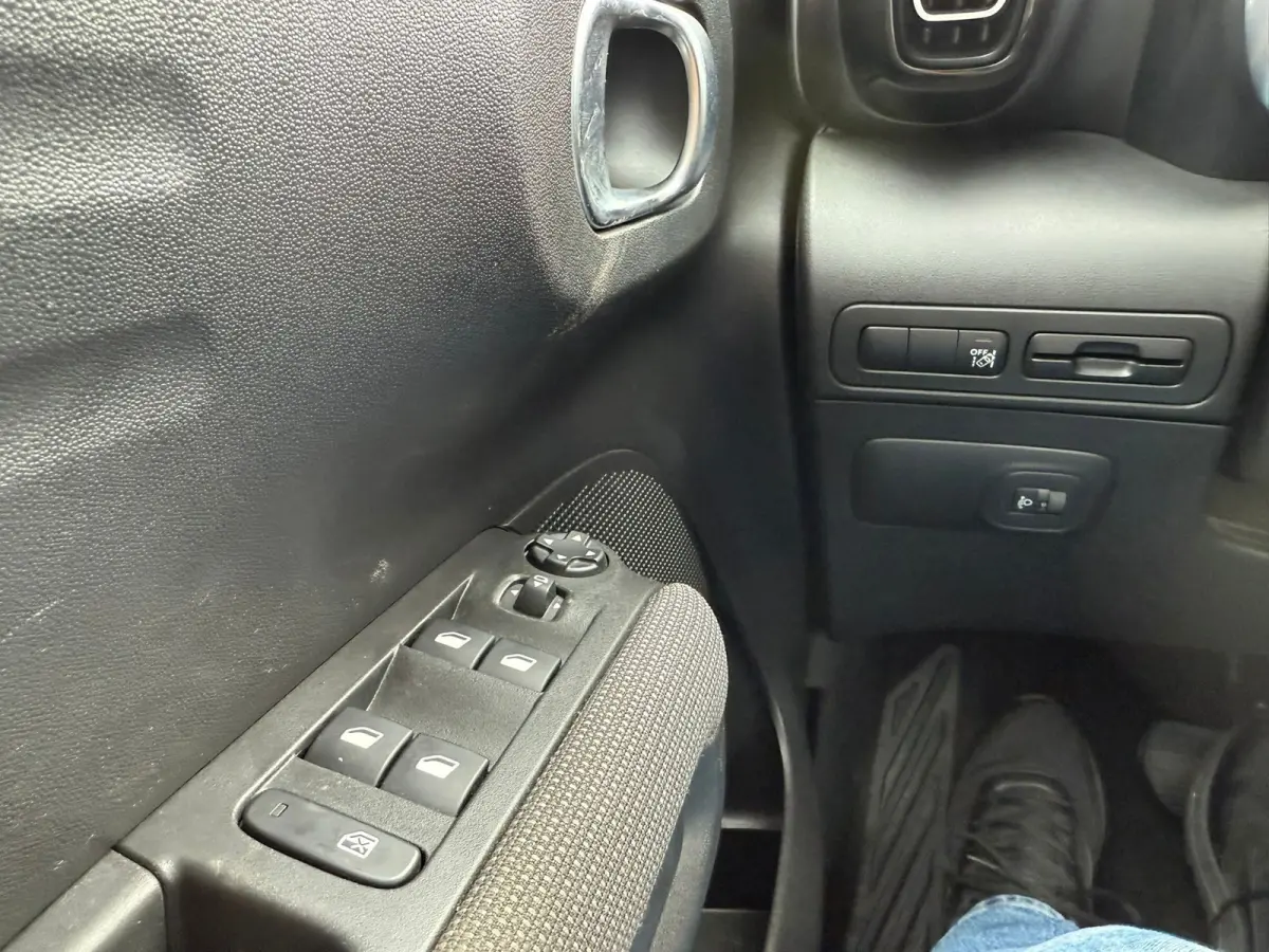 1.2 PureTech S&S Feel, Automaat, Panodak, Navi, Dealer auto, Stoel verwarming
