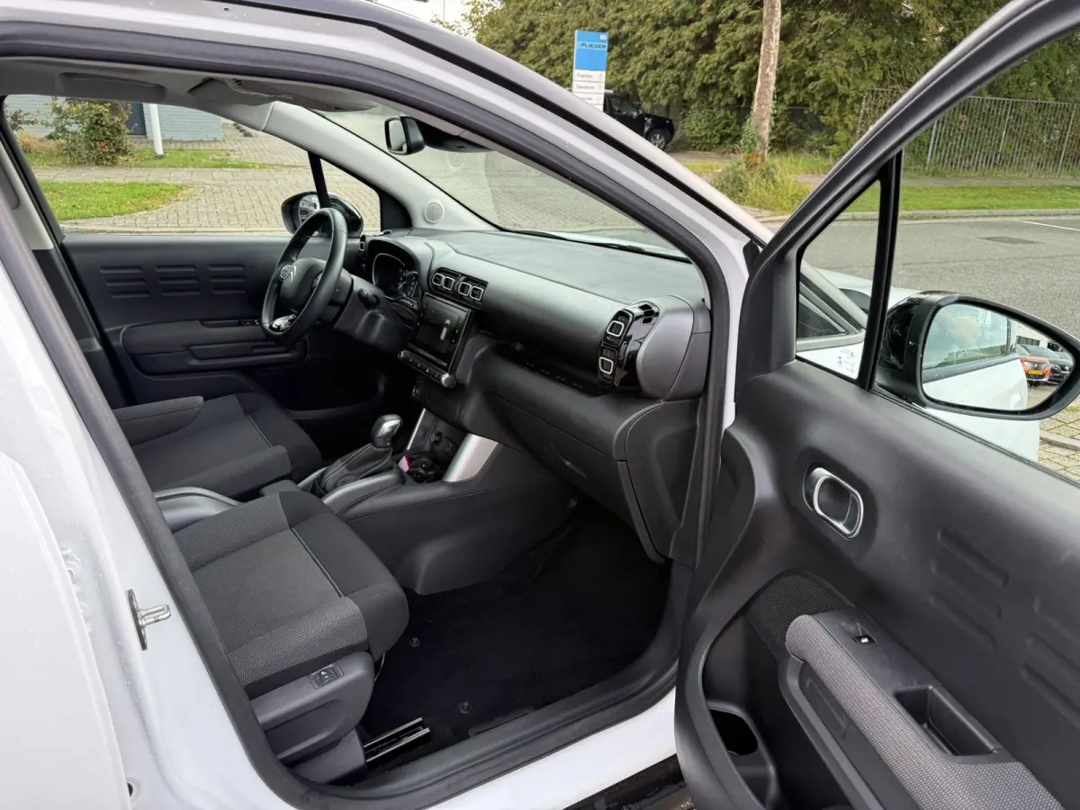 1.2 PureTech S&S Feel, Automaat, Panodak, Navi, Dealer auto, Stoel verwarming