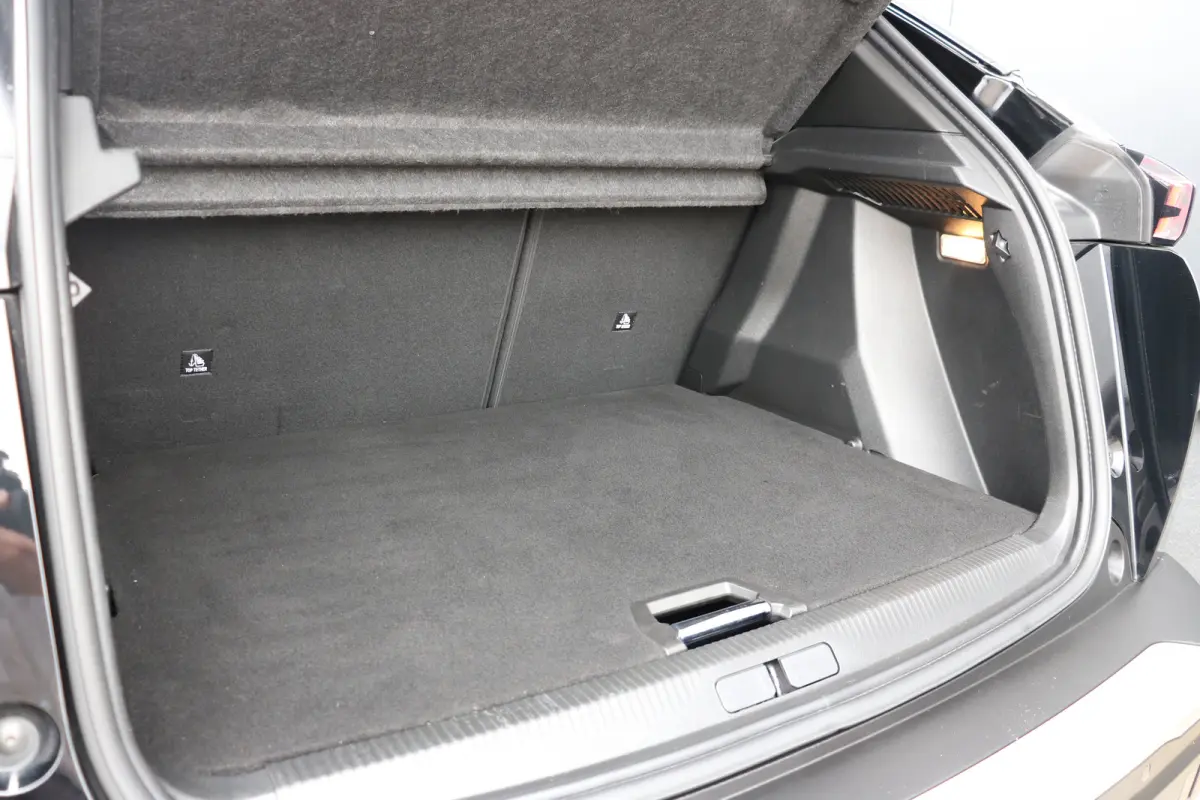 EV GT 50 kWh | Panorama schuif-/kanteldak | Voorstoelen verwarmd | Navi | Camera | Keyless entry/start | Apple Carplay/Android Auto |
