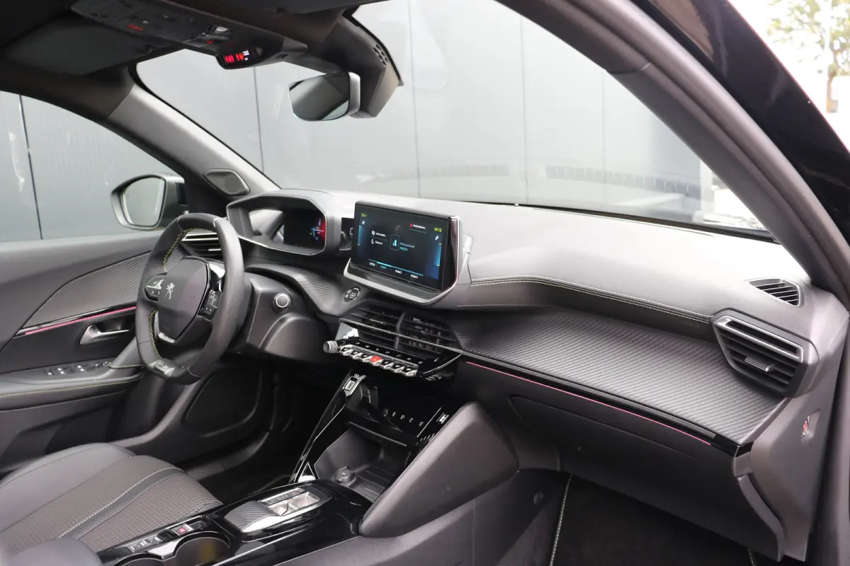 EV GT 50 kWh | Panorama schuif-/kanteldak | Voorstoelen verwarmd | Navi | Camera | Keyless entry/start | Apple Carplay/Android Auto |