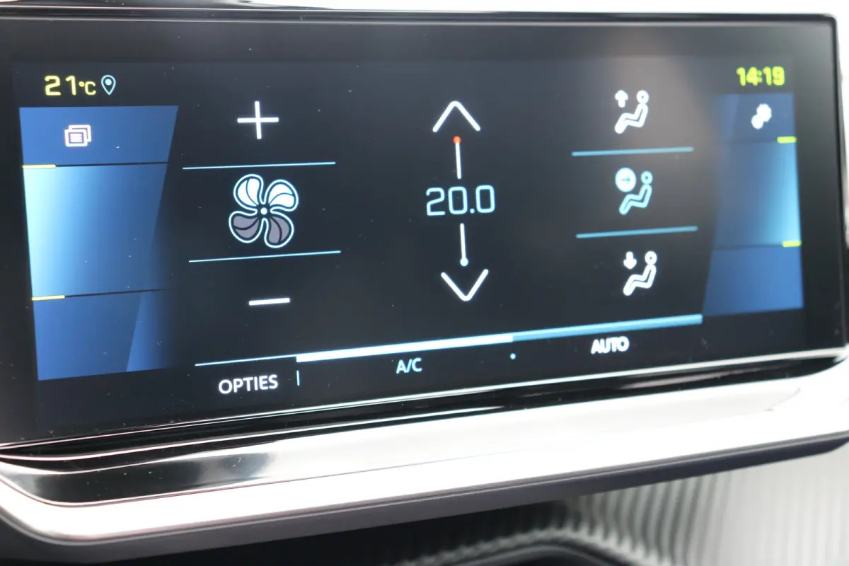 EV GT 50 kWh | Panorama schuif-/kanteldak | Voorstoelen verwarmd | Navi | Camera | Keyless entry/start | Apple Carplay/Android Auto |