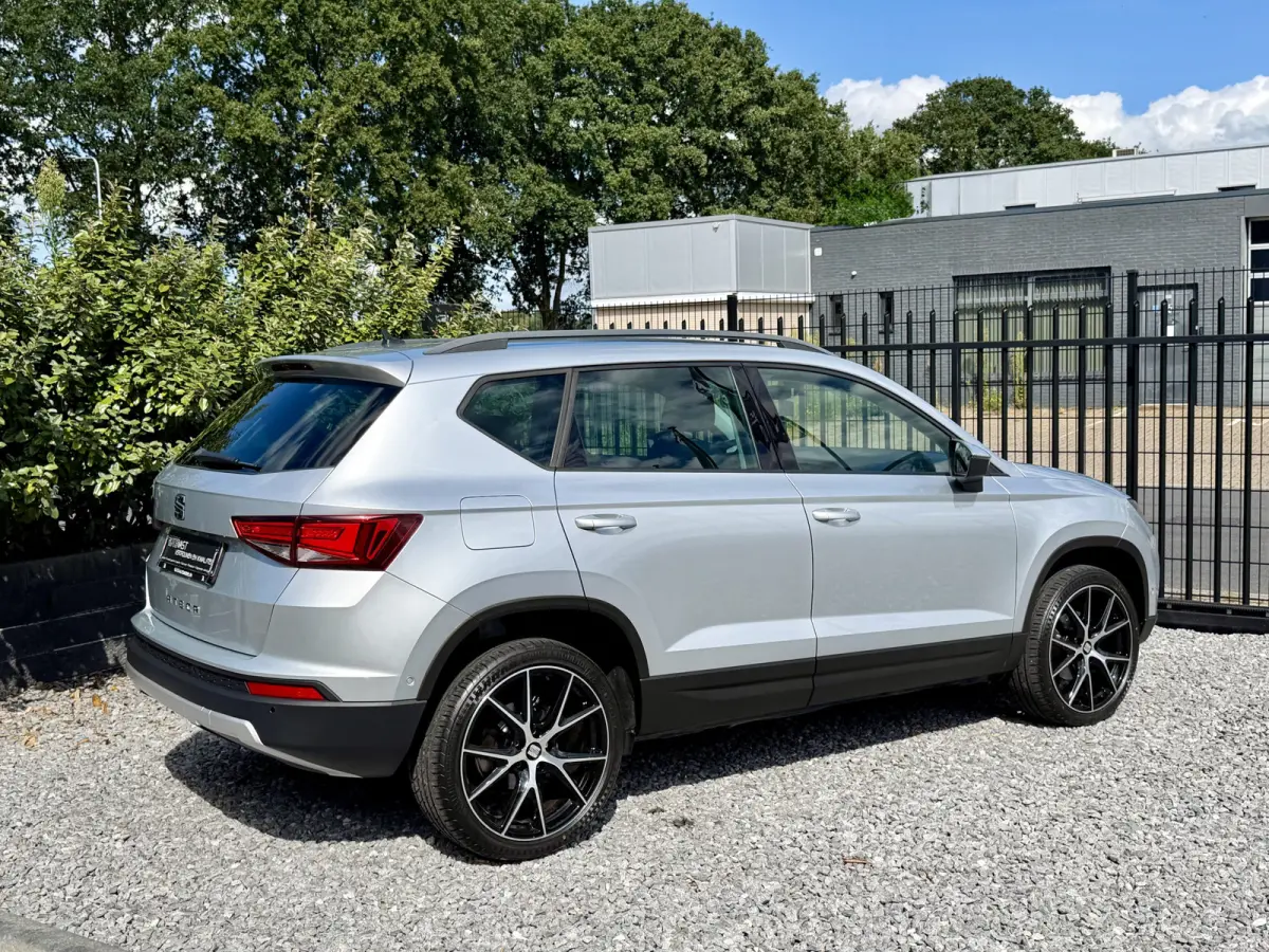EcoTSI Style Navi|Camera|Carplay|Cruis Grijs