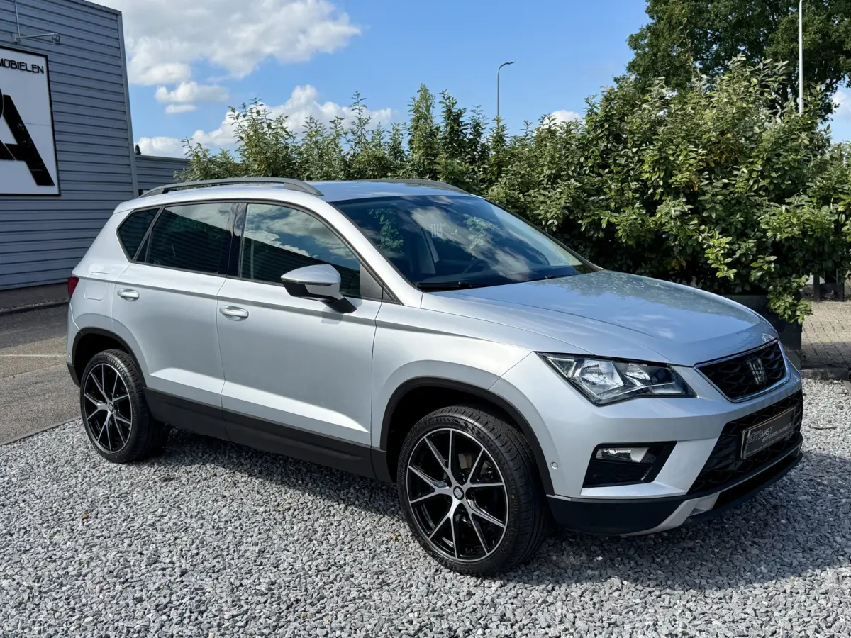 EcoTSI Style Navi|Camera|Carplay|Cruis Grijs