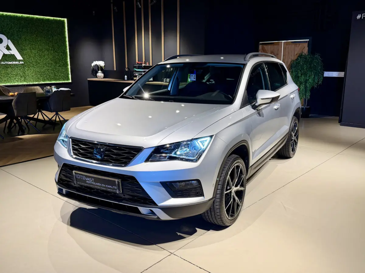 EcoTSI Style Navi|Camera|Carplay|Cruis Grijs