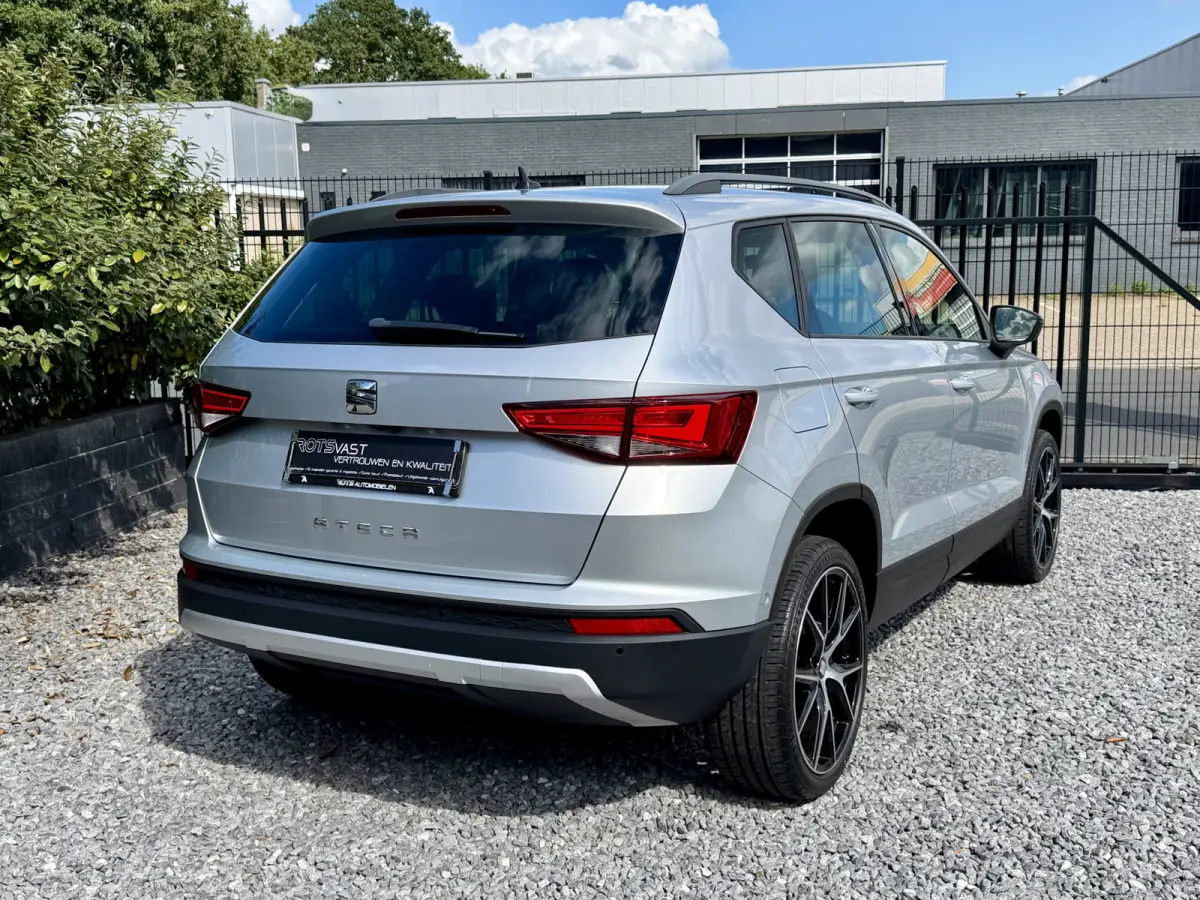 EcoTSI Style Navi|Camera|Carplay|Cruis Grijs