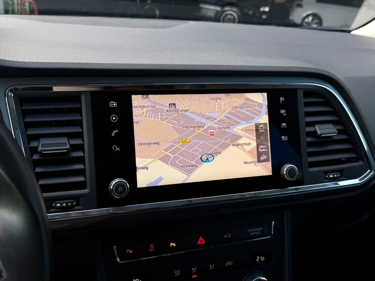EcoTSI Style Navi|Camera|Carplay|Cruis Grijs