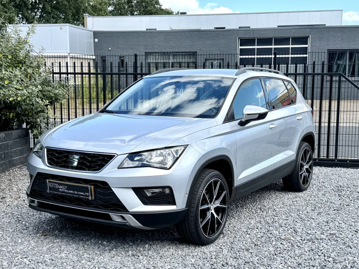 EcoTSI Style Navi|Camera|Carplay|Cruis Grijs
