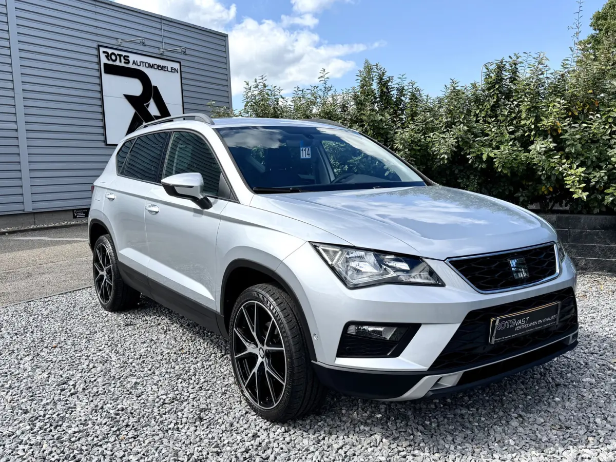 EcoTSI Style Navi|Camera|Carplay|Cruis Grijs