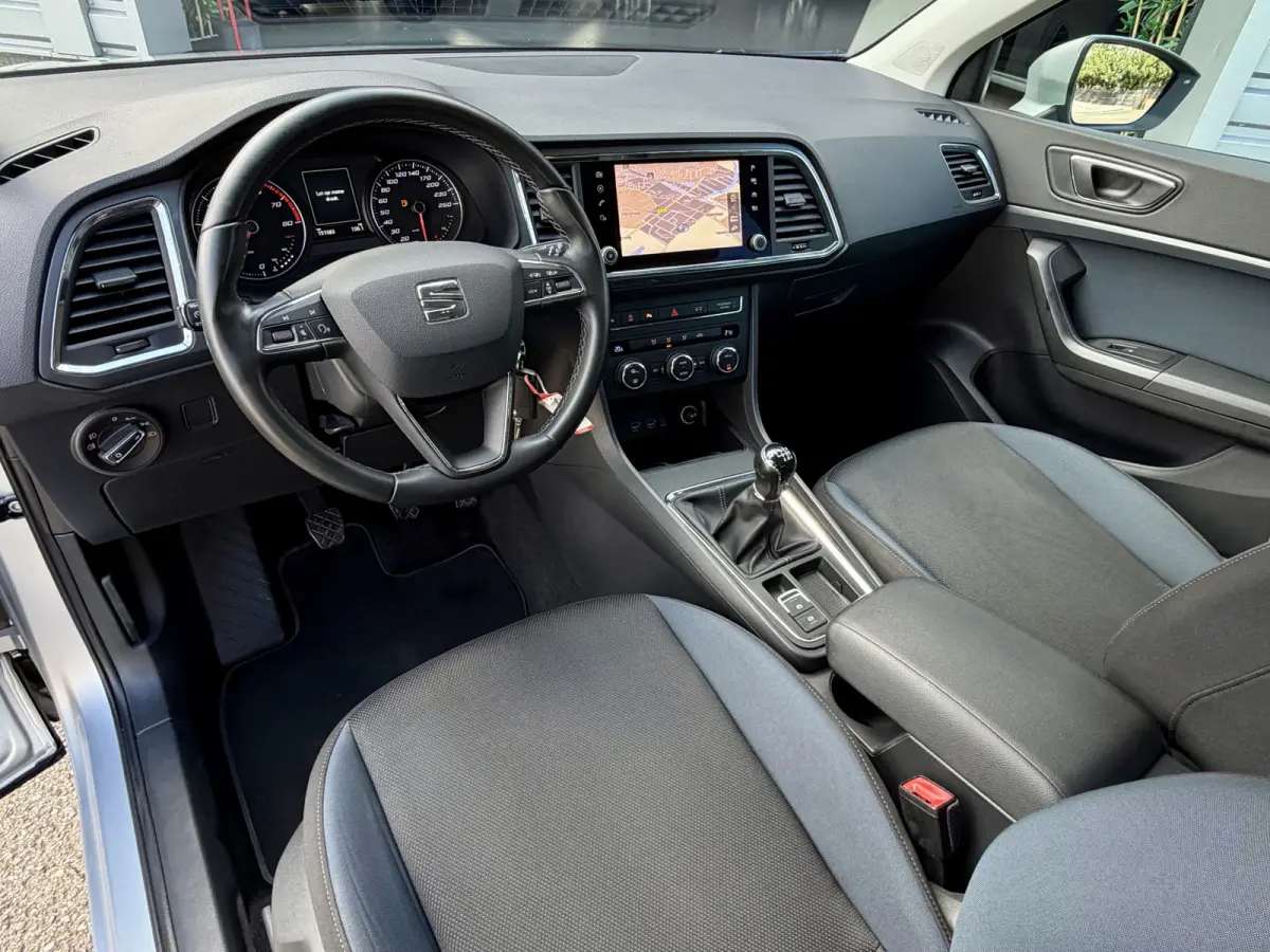 EcoTSI Style Navi|Camera|Carplay|Cruis Grijs