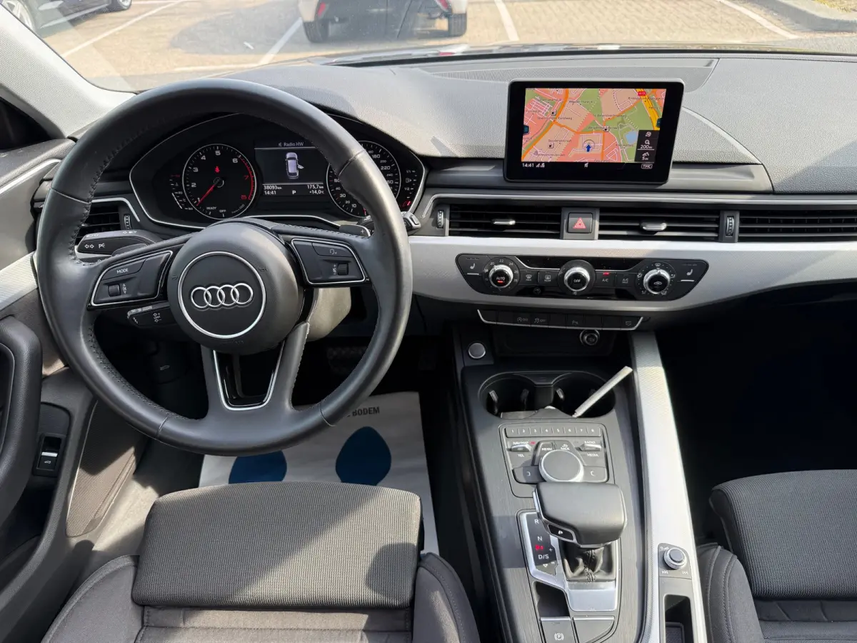 35 TFSI S-tronic AUT ECC/PDC/ACC/LED/LM18/NAVI