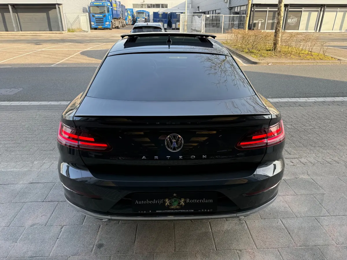 2.0 TSI R-Line LED/PDC/CAM/LMV18/NAVI/LEER
