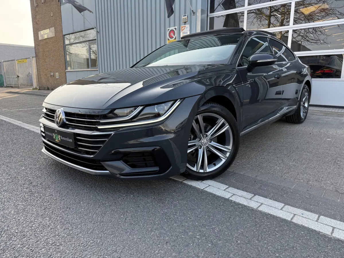 2.0 TSI R-Line LED/PDC/CAM/LMV18/NAVI/LEER