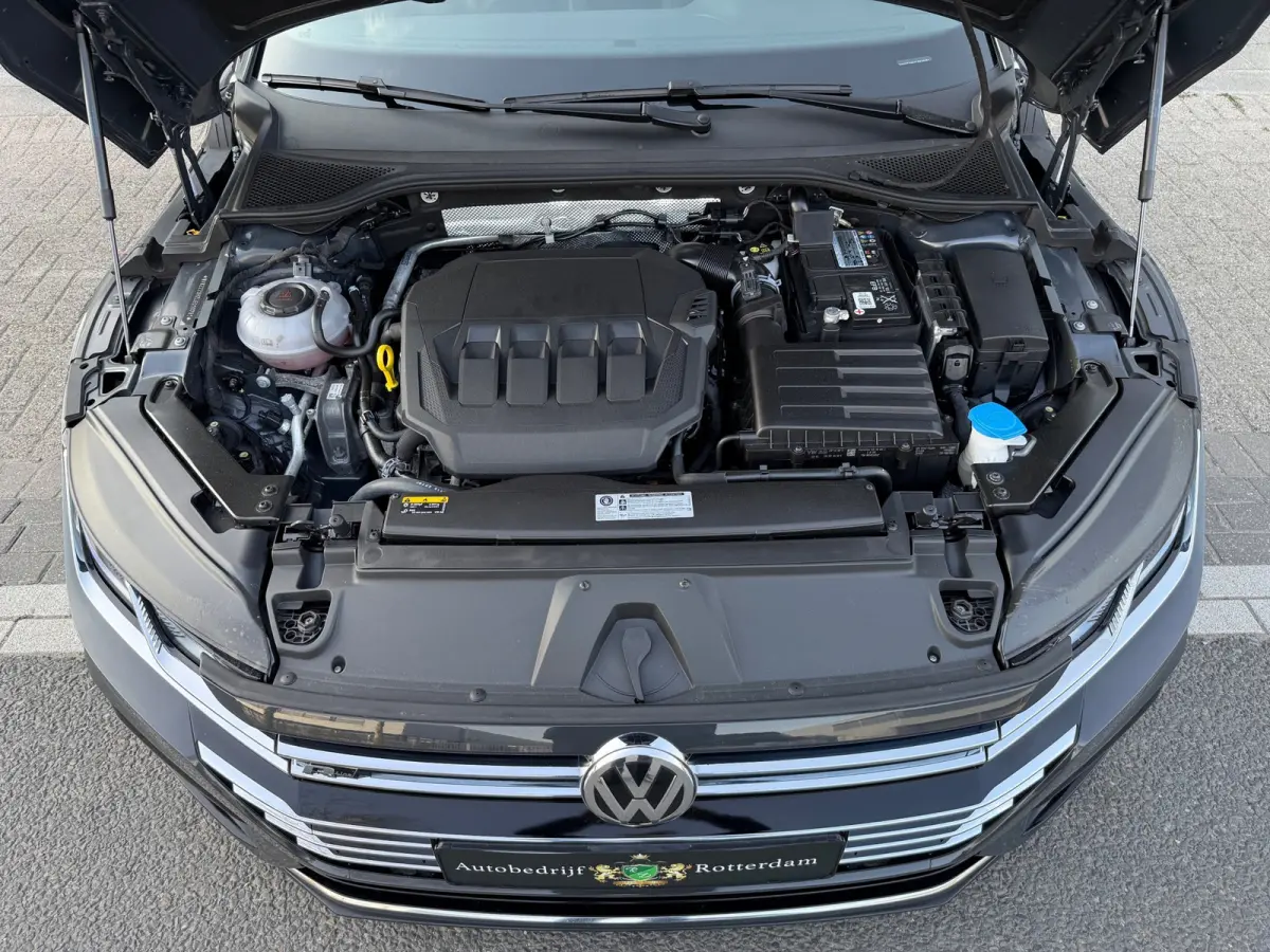 2.0 TSI R-Line LED/PDC/CAM/LMV18/NAVI/LEER
