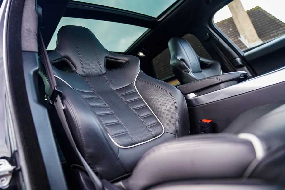 5.0 V8 Supercharged SVR | Panorama | SVR Kuipstoelen | Alcantara Hemel | Lane Assist | 551PK | NAP