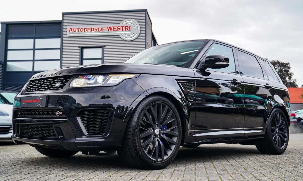 5.0 V8 Supercharged SVR | Panorama | SVR Kuipstoelen | Alcantara Hemel | Lane Assist | 551PK | NAP