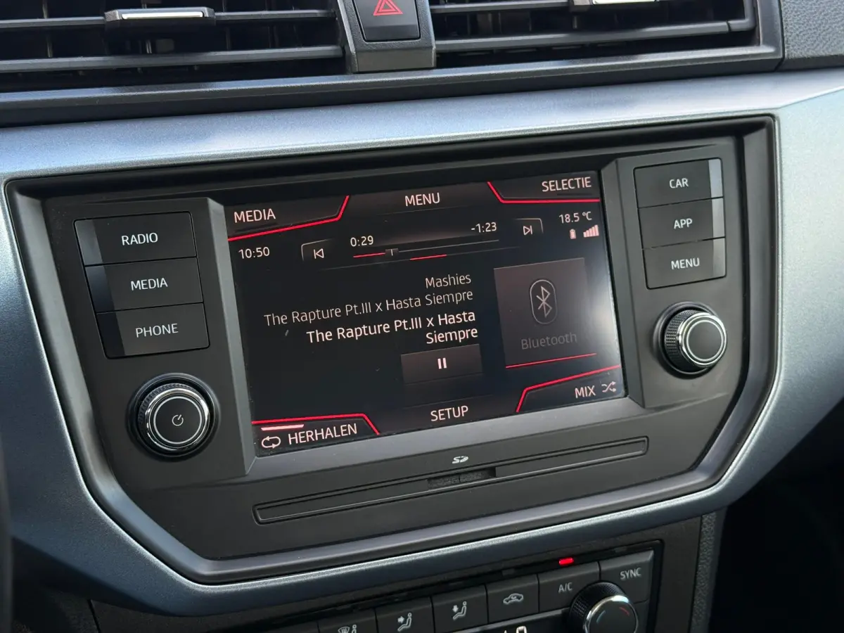 1.0 TSI Xcellence Trekhaak | Cruise control | Parkeersensoren | Airco