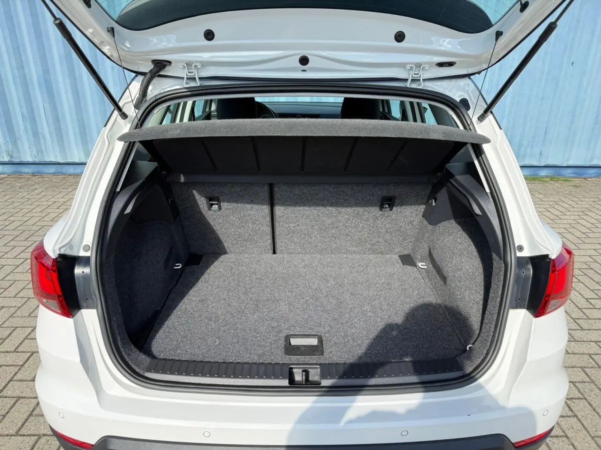 1.0 TSI Xcellence Trekhaak | Cruise control | Parkeersensoren | Airco