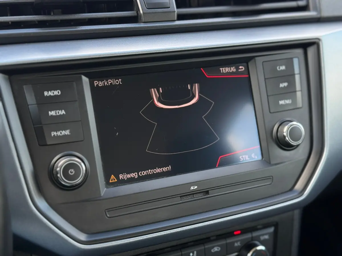 1.0 TSI Xcellence Trekhaak | Cruise control | Parkeersensoren | Airco
