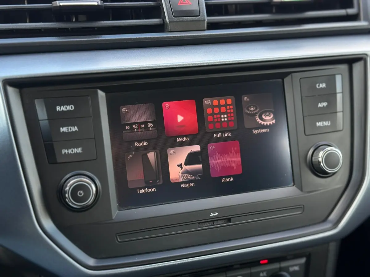 1.0 TSI Xcellence Trekhaak | Cruise control | Parkeersensoren | Airco