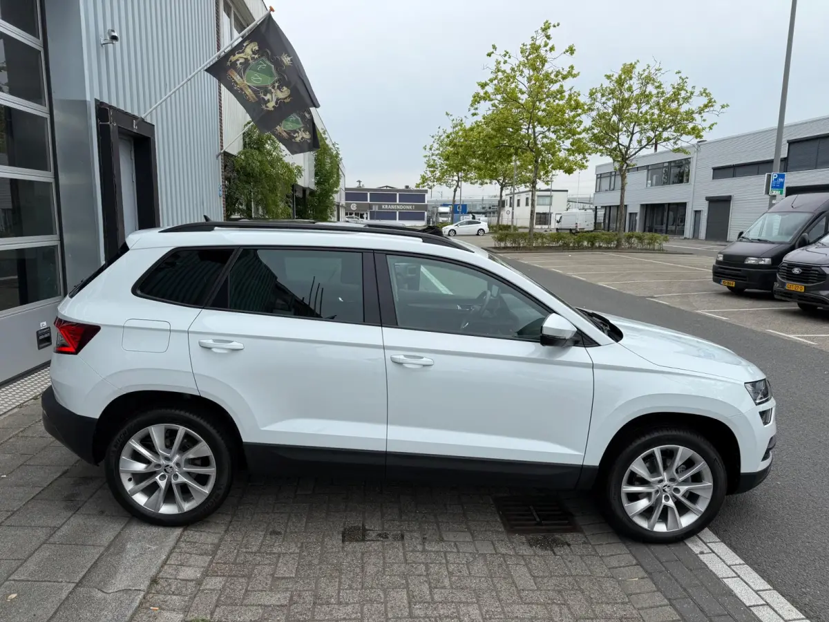 1.5 TSI ACT Style AUT ECC/PDC/CAM/NAVI/LM18/LEER