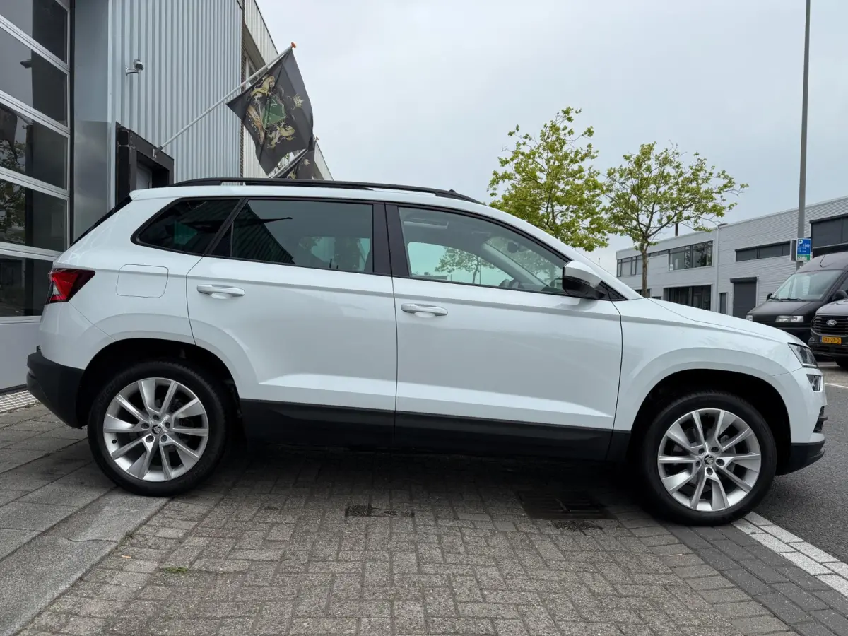 1.5 TSI ACT Style AUT ECC/PDC/CAM/NAVI/LM18/LEER