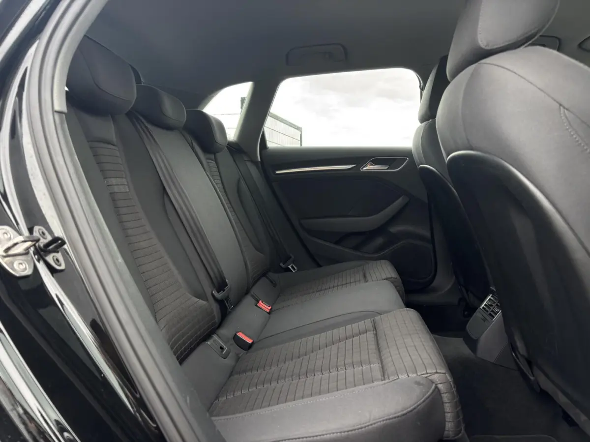 1.0 TFSI Pro Line cruise pdc stoel vw