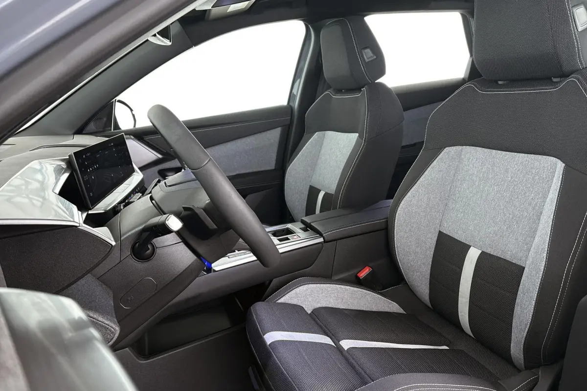 1.6 Turbo Plug-in-Hybrid Edition Stuur-Stoelverwarming Camera Keyless Dodehoek