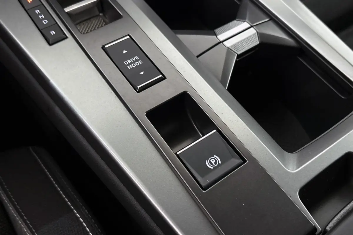 1.6 Turbo Plug-in-Hybrid Edition Stuur-Stoelverwarming Camera Keyless Dodehoek