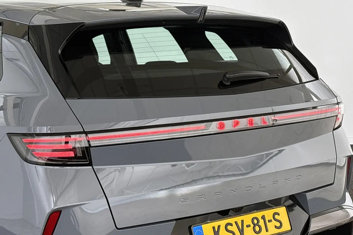 1.6 Turbo Plug-in-Hybrid Edition Stuur-Stoelverwarming Camera Keyless Dodehoek