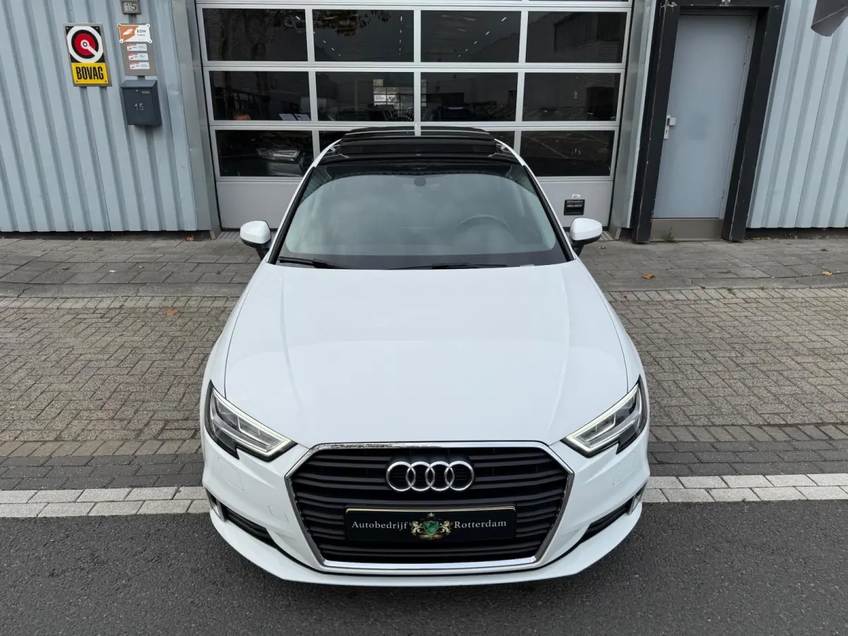 1.5 TFSI S-tronic AUT ECC/PDC/LMV-18/NAVI