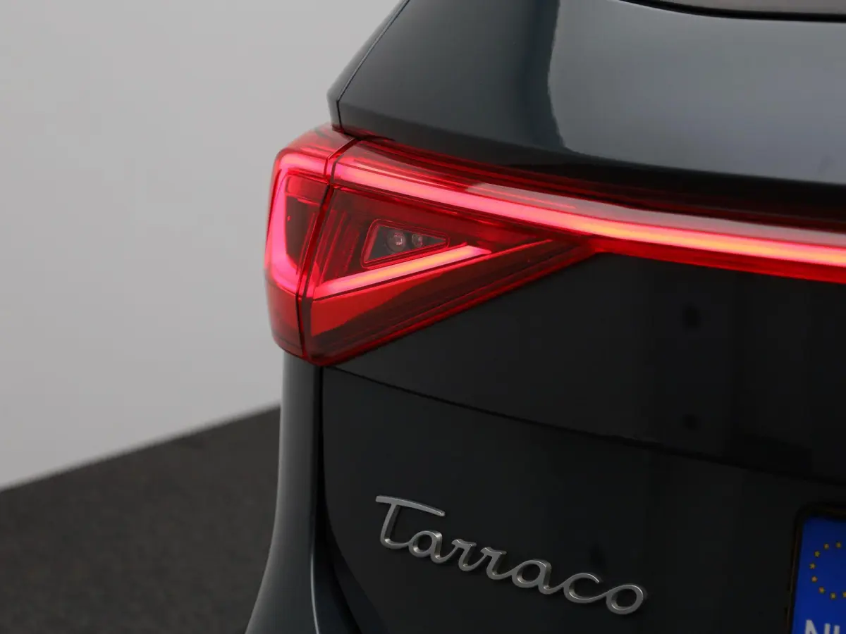1.5 TSI FR Business | Automaat | Virtual cockpit | Climate control | Apple carplay | LMV | DAB | Bluetooth | Navigatie | Camera | Memory seat