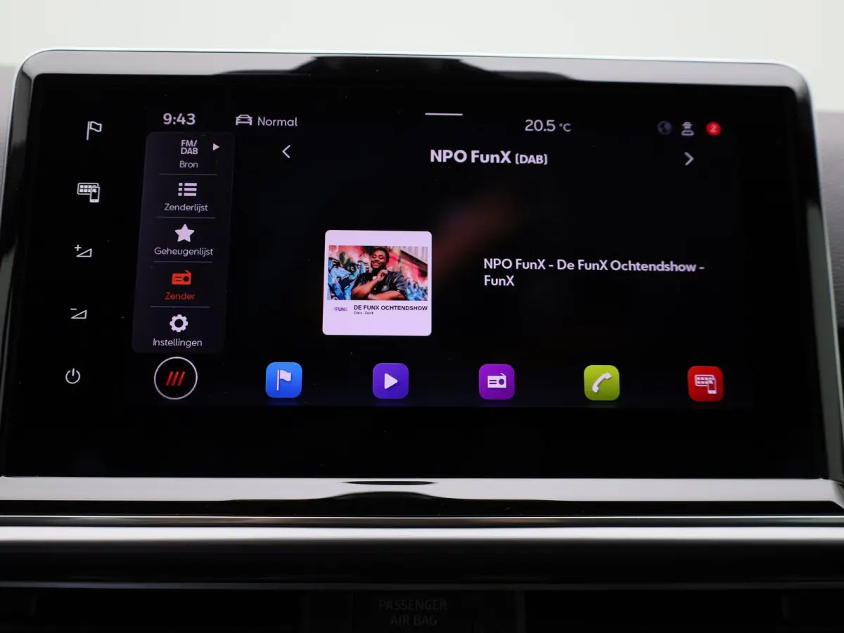 1.5 TSI FR Business | Automaat | Virtual cockpit | Climate control | Apple carplay | LMV | DAB | Bluetooth | Navigatie | Camera | Memory seat