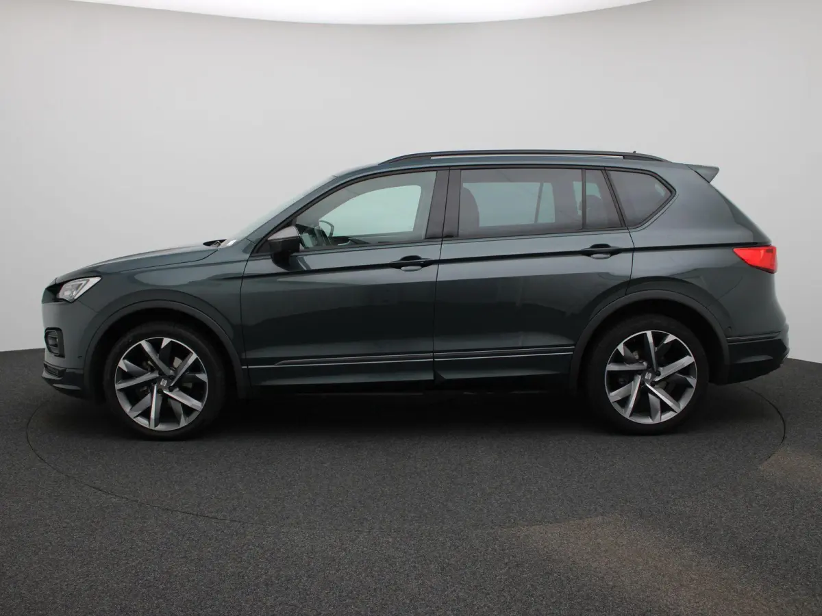 1.5 TSI FR Business | Automaat | Virtual cockpit | Climate control | Apple carplay | LMV | DAB | Bluetooth | Navigatie | Camera | Memory seat