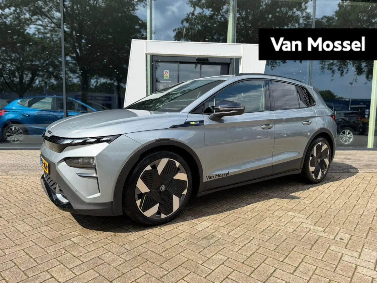 85X RS 340 PK | Automaat | 4X4 | Navigatie | Dynamic Chassis Control | Adaptieve Cruise Control | Matrix Verlichting | Navigatie | Apple Carplay & Android Auto | Dode Hoek Herkenning |