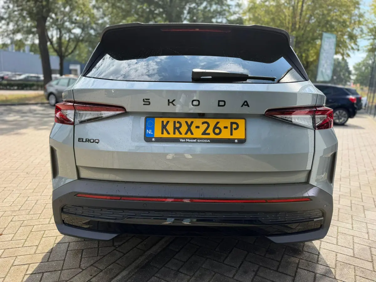 85X RS 340 PK | Automaat | 4X4 | Navigatie | Dynamic Chassis Control | Adaptieve Cruise Control | Matrix Verlichting | Navigatie | Apple Carplay & Android Auto | Dode Hoek Herkenning |