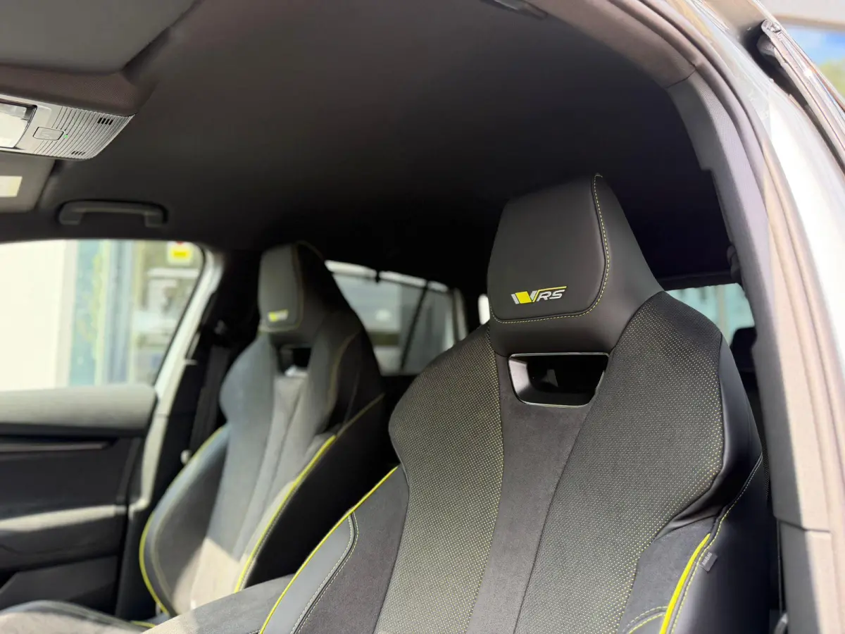 85X RS 340 PK | Automaat | 4X4 | Navigatie | Dynamic Chassis Control | Adaptieve Cruise Control | Matrix Verlichting | Navigatie | Apple Carplay & Android Auto | Dode Hoek Herkenning |