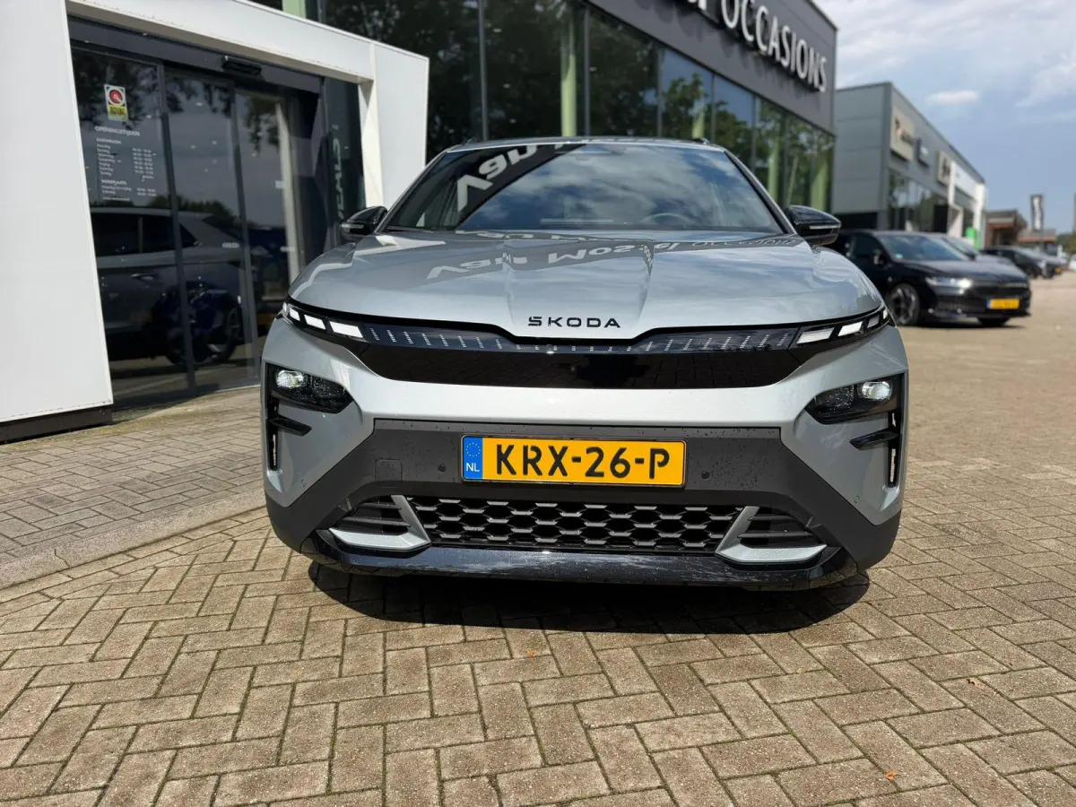 85X RS 340 PK | Automaat | 4X4 | Navigatie | Dynamic Chassis Control | Adaptieve Cruise Control | Matrix Verlichting | Navigatie | Apple Carplay & Android Auto | Dode Hoek Herkenning |
