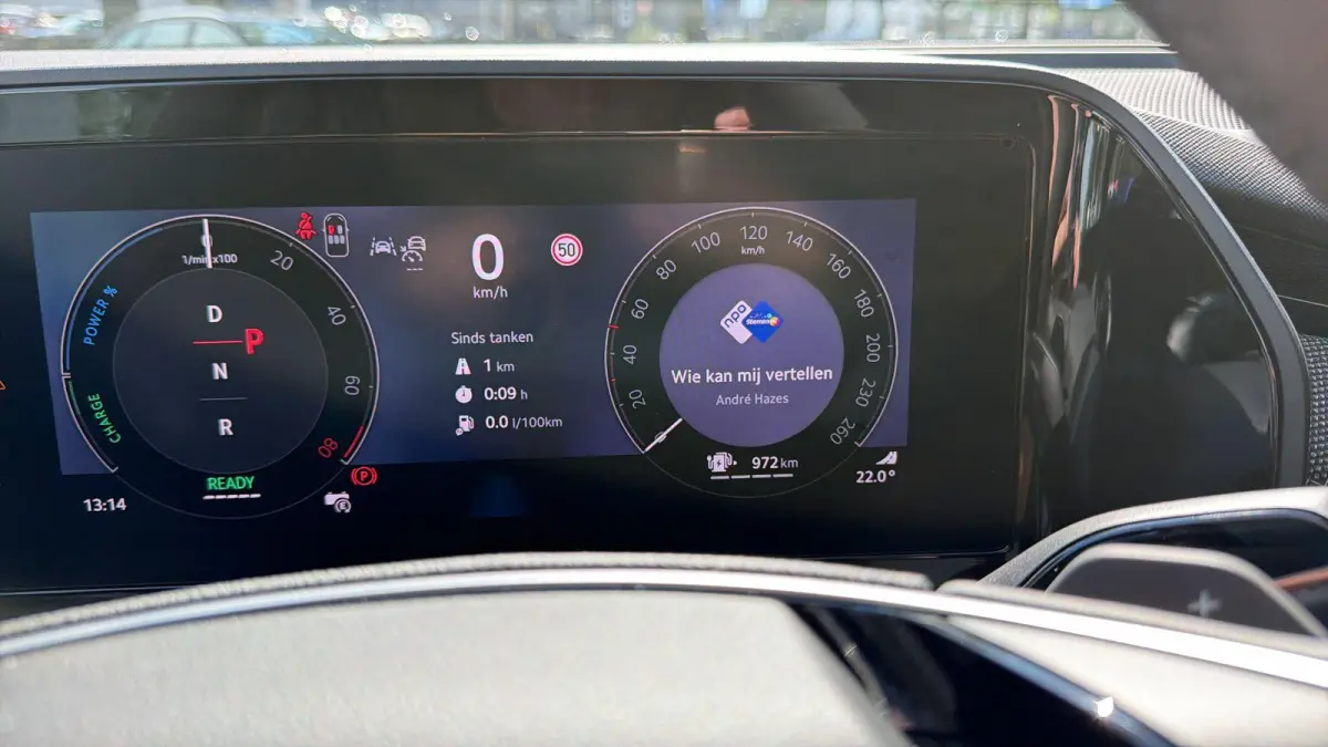 1.5 TSI PHEV Business Edition Plus | Navigatie |  Apple Carplay/Android Auto | Keyless Entry | Climate Control | Adaptive Cruise Control | Parkeersensoren | Elektrische achterklep | Privacy 