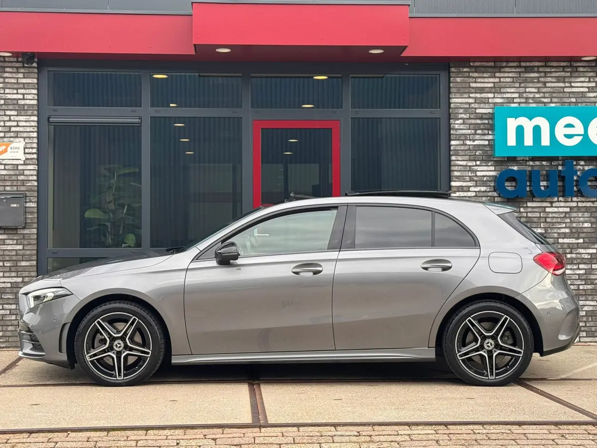 250e AMG PANO l 360 l ASSISTENTIE l SFEER l EL-STOEL l CARPLAY l DEALER OND