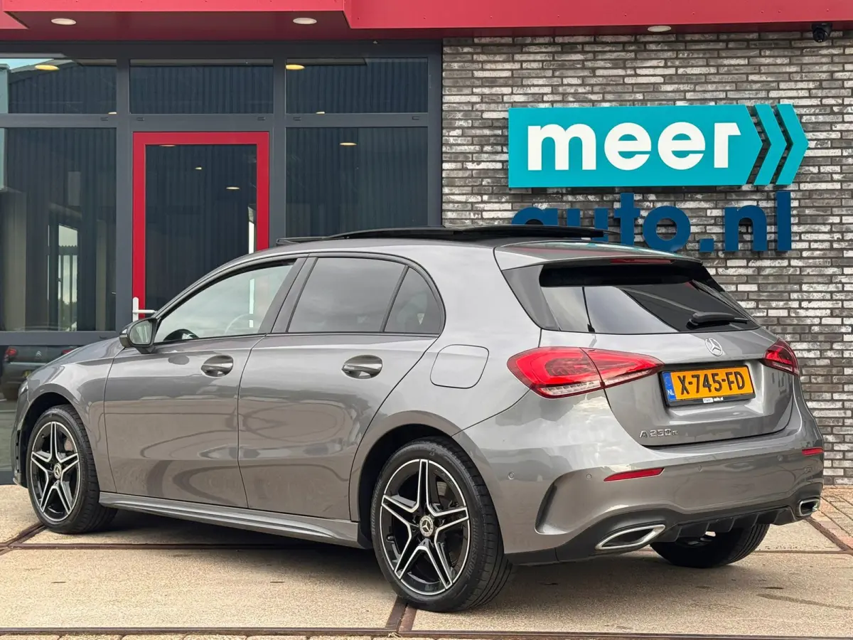 250e AMG PANO l 360 l ASSISTENTIE l SFEER l EL-STOEL l CARPLAY l DEALER OND