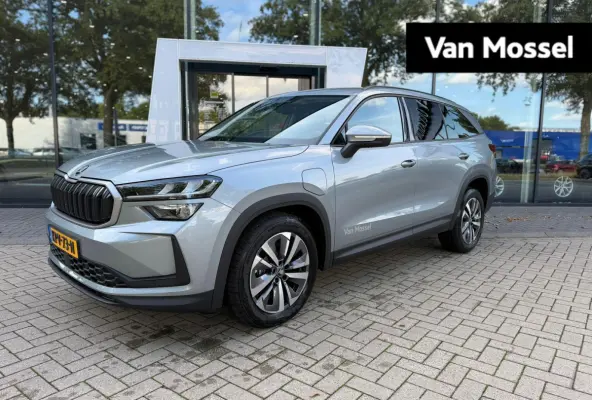 1.5 TSI PHEV Edition 204 PK | Navigatie |  Apple Carplay/Android Auto | Keyless Entry | Climate Control | Adaptive Cruise Control | Parkeersensoren | Elektrische achterklep | Privacy Glass |