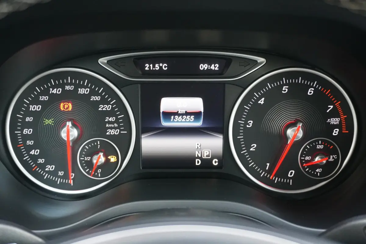 180 Prestige + CAMERA / NAVI / CLIMATE CONTROL